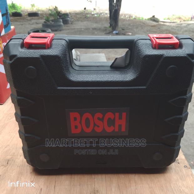 36v Bosch Cordless Drilling Machine · Photo 3