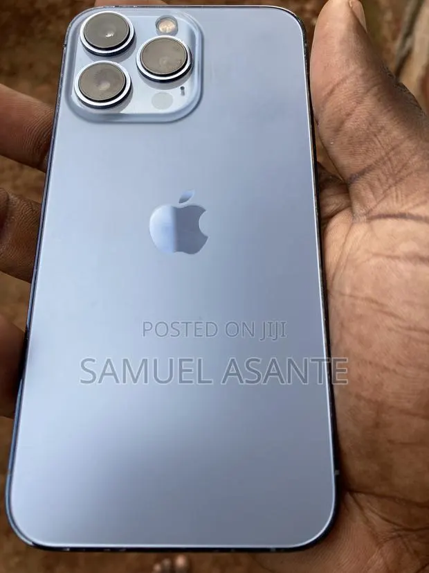 Apple iPhone 13 Pro 256 GB Blue · Photo 1
