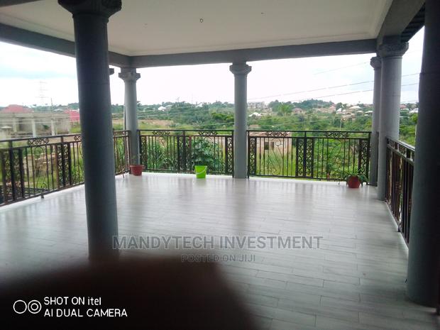10bdrm Apartment in Atwima Nwabiagya for sale · Photo 3