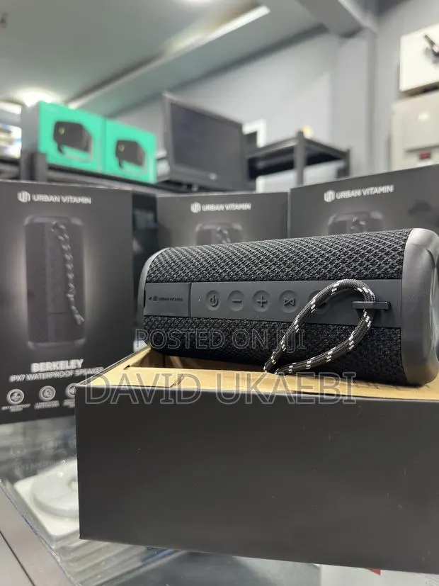 Portable Speaker · Photo 1