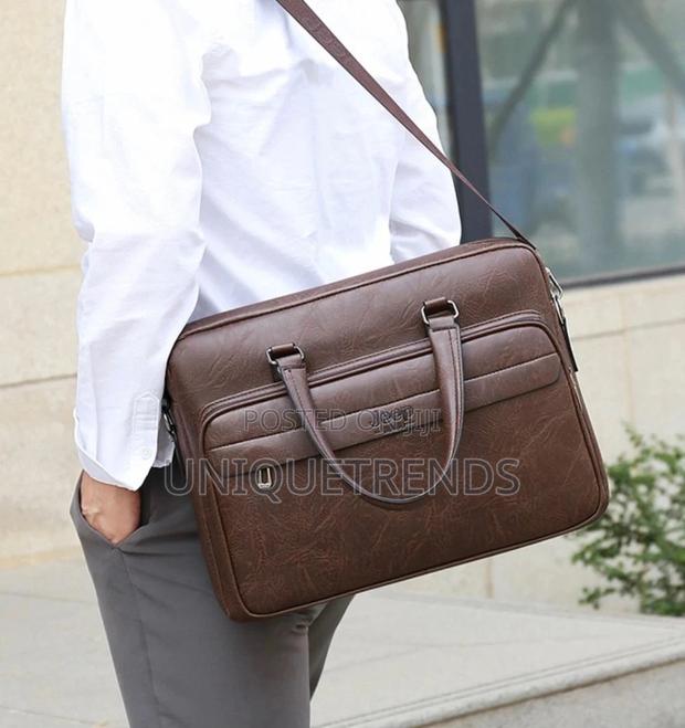 Jeep Black Leather Laptop/File Bag · Photo 6