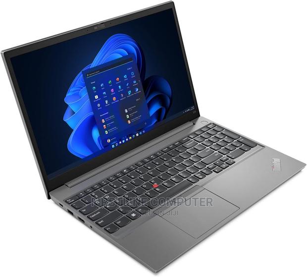 New Laptop Lenovo ThinkPad Edge 15 8GB Intel Core I5 SSD 512GB · Photo 3