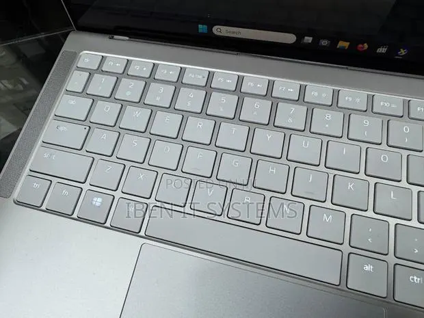 Laptop Razer Blade 16GB Intel Core i7 SSD 1T · Photo 1