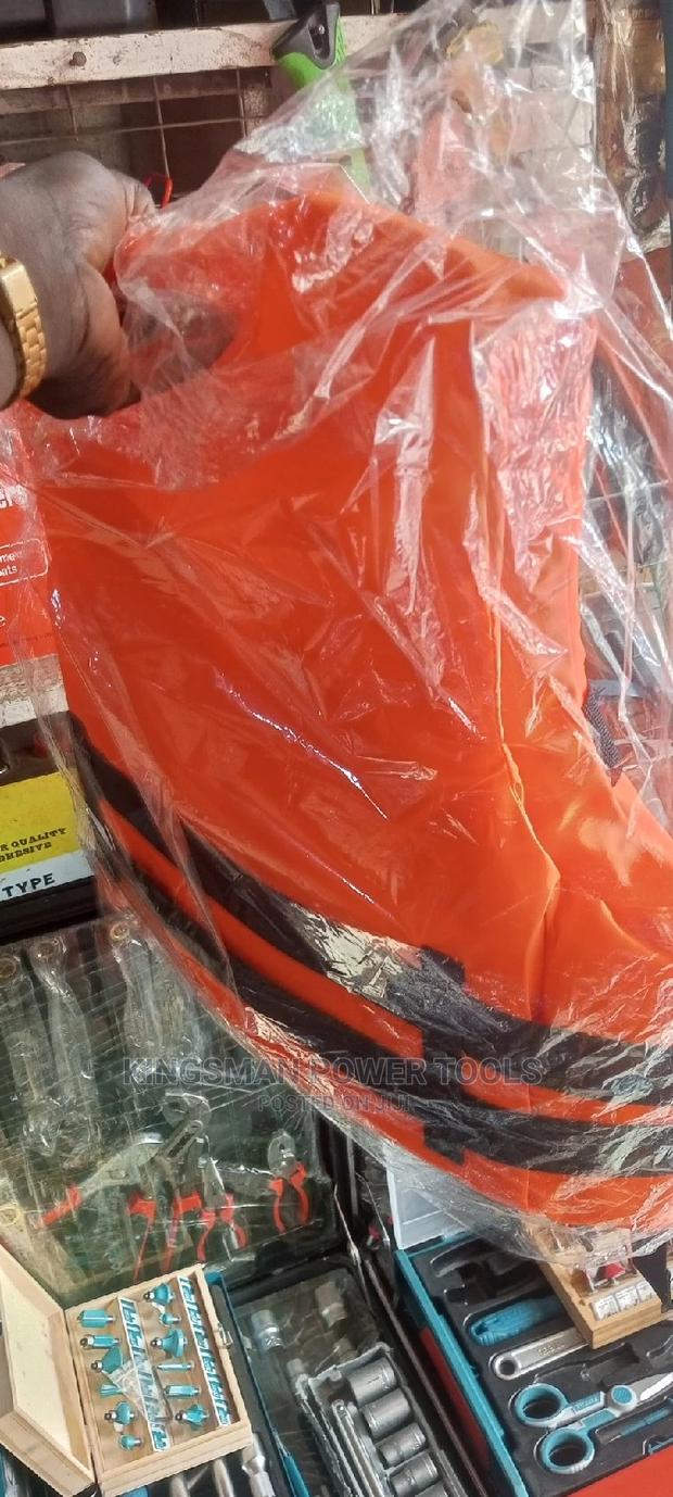 Life Jacket · Photo 3