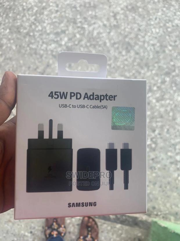 Samsung Galaxy Type-C Fast Charger 45W · Photo 1