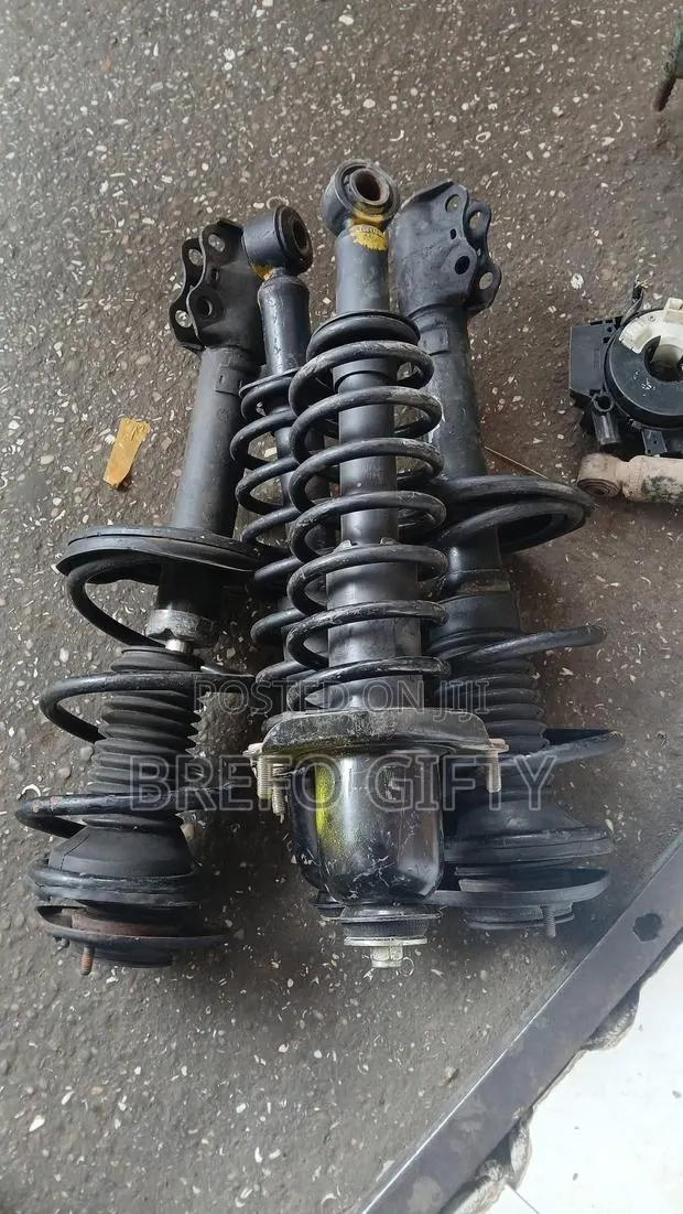 Toyota Corolla Shock Absorbers · Photo 1