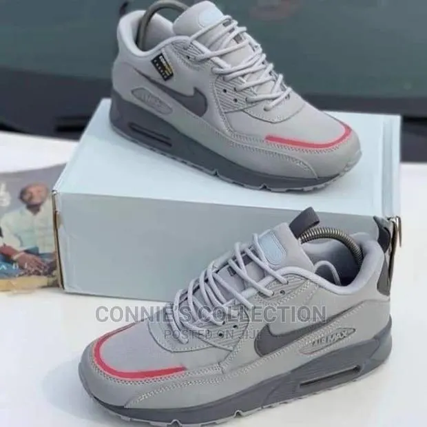 Nike Air Max 90 Surplus · Photo 1