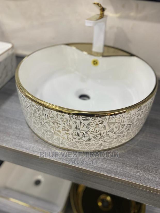 Vanity Basin - Pedicure Basin · Photo 3