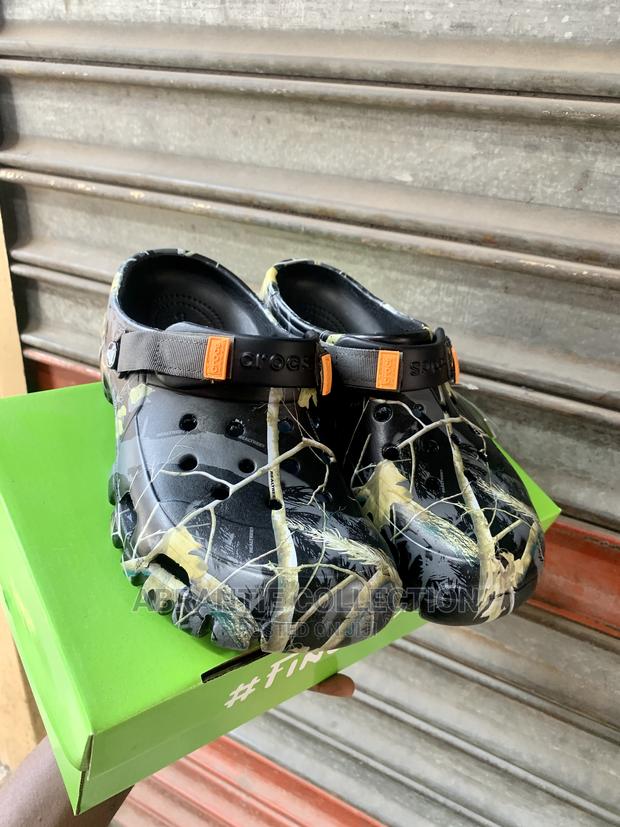 Original Crocs Slides · Photo 1