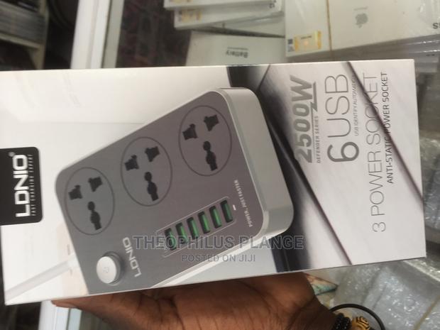3power Multi Socket With 6USB Ports. · Photo 1