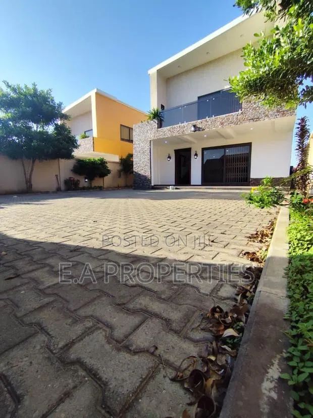 4bdrm House in Ea Properties, School Junction for sale · Photo 1