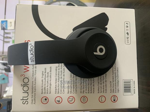 Beats by Dr Dre Studio3 Wireless Headset · Photo 3