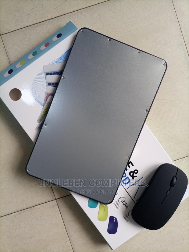 Rechargeable Bluetooth Keyboard With Mouse · Photo 6
