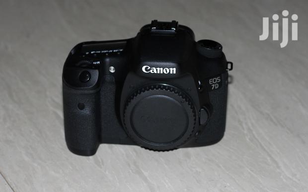 Canon Eos 7d Camera (Body Only) · Photo 2