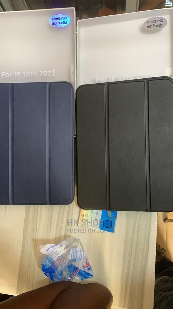 iPad 10th Generation Book Cover / Flip Case