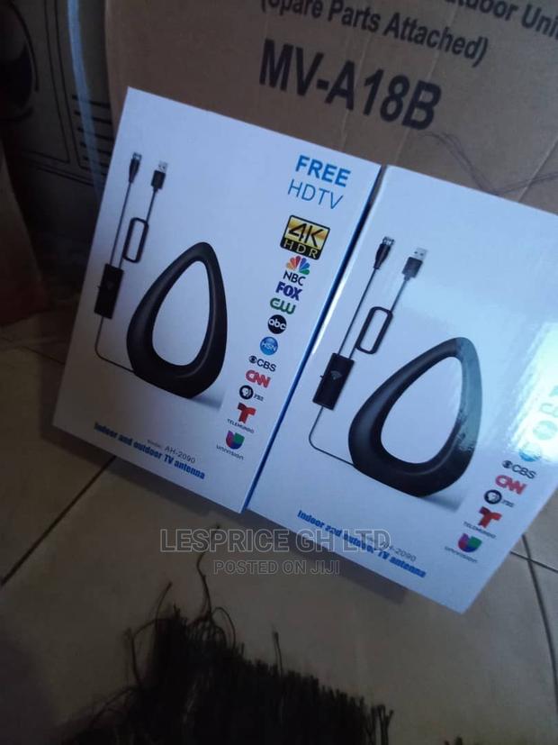 High Performance ~ TV Antenna · Photo 1