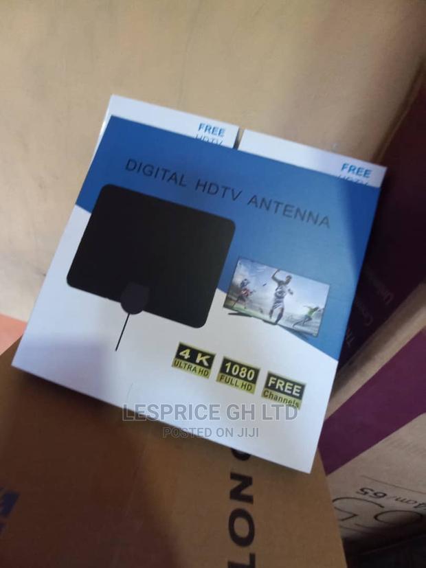 ( UHD) Antenna. All Channels Including Local Ones · Photo 1