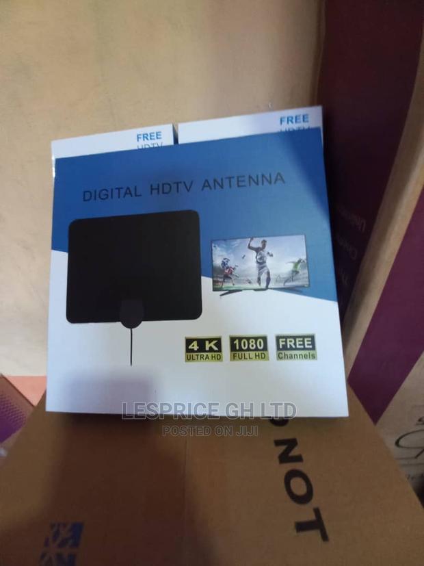 Connect With Digital HDR TV Antenna · Photo 1