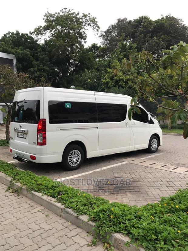 Rentals Vehicles? All Buses Rentals. Minivans and Buses · Photo 2