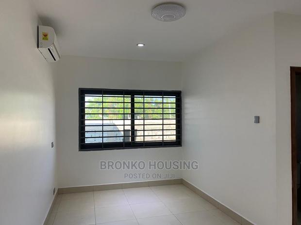4bdrm House in Bronko Housing, Spintex for rent · Photo 8