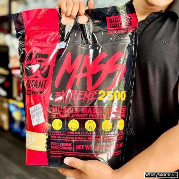Mutant - Mass Muscle Mass Gainer Triple Chocolate - 15lbs. · Photo 1