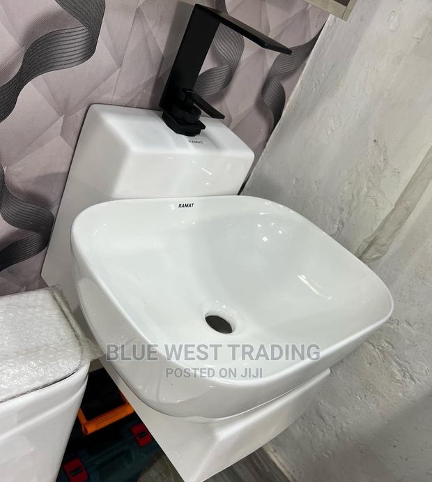 Counter Top Basin With Wall Mount · Photo 1