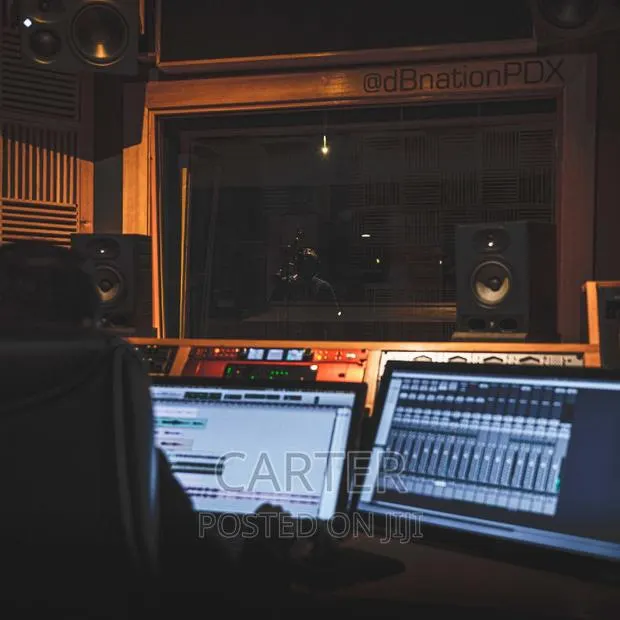 Sound Engineering Course · Photo 1