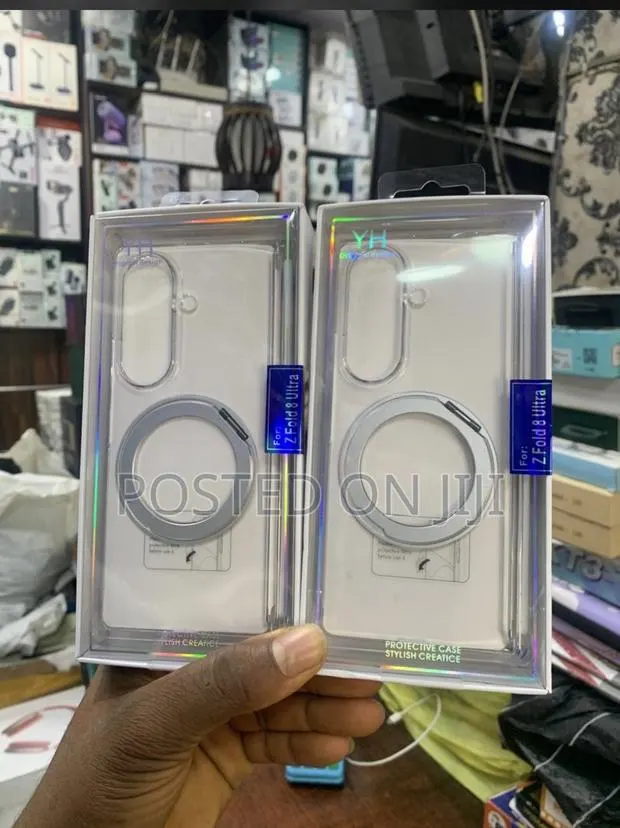 Z Fold8ultra Front Back Transparent Case With Magnetic Stand · Photo 1