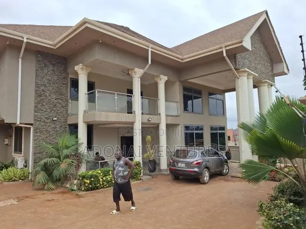 5bdrm House in Santasi Kokoben, Kumasi Metropolitan for rent · Photo 1