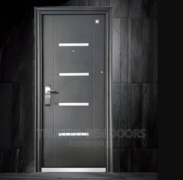 Classic Paladin Single Security Door [One And Half In Stock] · Photo 1