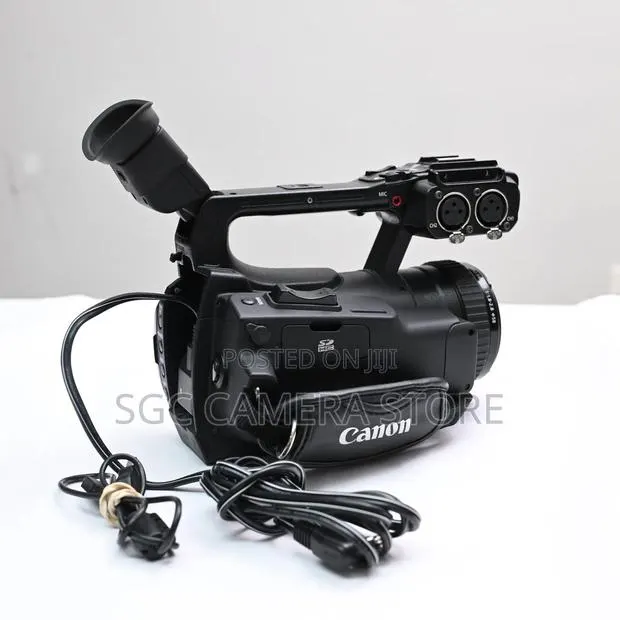 Canon XF100 Camcorder // 8 Months Warranty · Photo 2