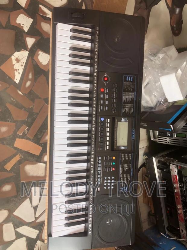 Beginner Keyboard - PSR 483 · Photo 1