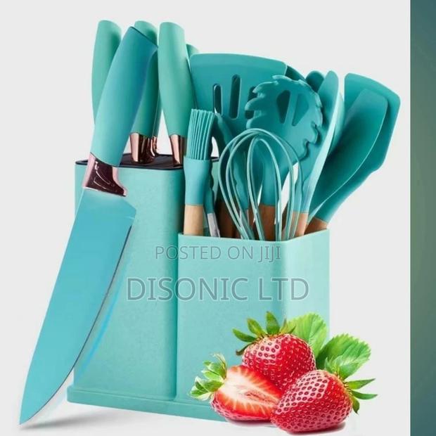 19 Pieces Silicone Laddles Set With Chopping Board · Photo 1