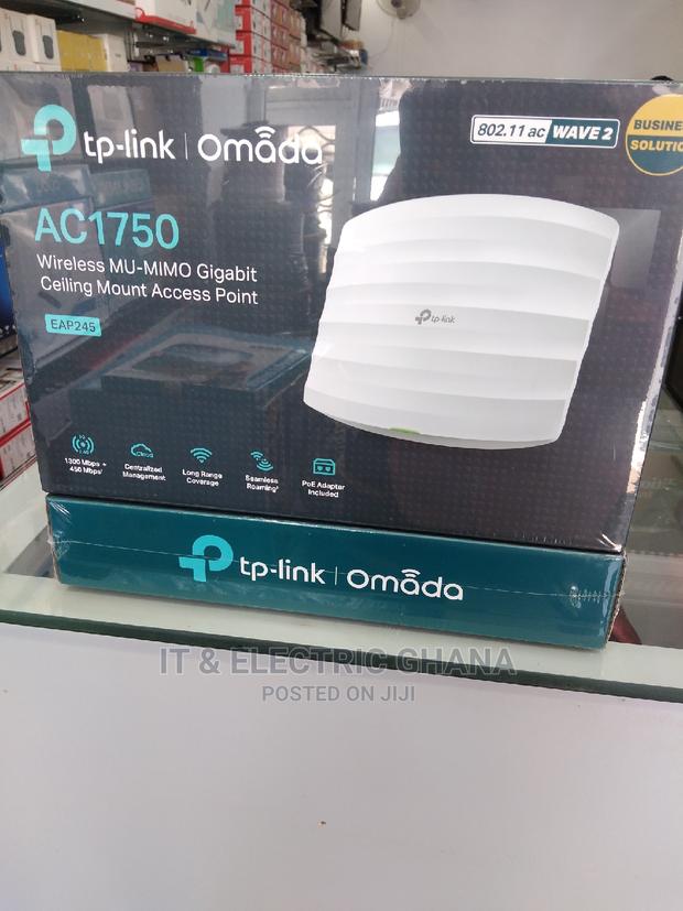 Tp Link Ceiling Mount Accesspoint · Photo 1