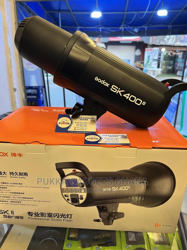 Godox Sk400 Ii Strobe Light · Photo 1