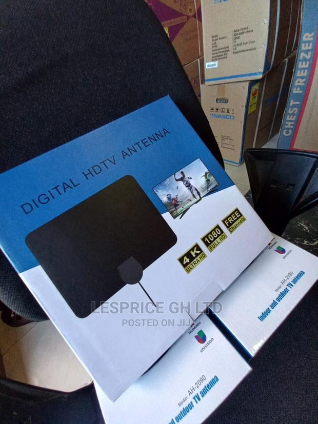 Easy to Connect Digital Tv Antenna · Photo 1