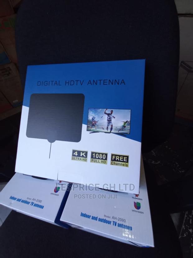 Life Is Easy With Our UHD Digital TV Antenna · Photo 1