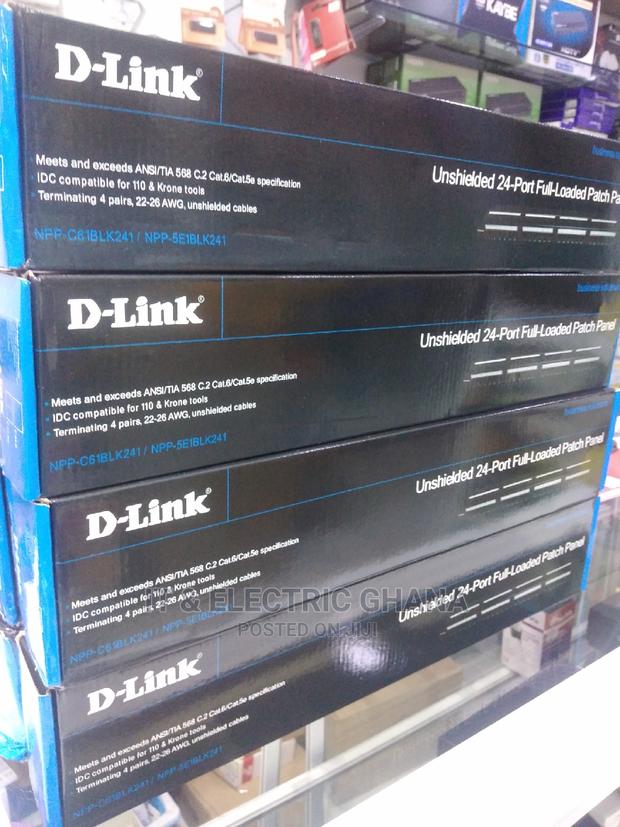 Dlink 24 Port Loaded Patch Panel · Photo 2