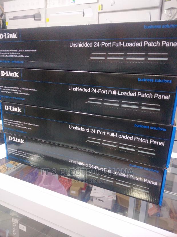 Dlink 24 Port Loaded Patch Panel · Photo 4