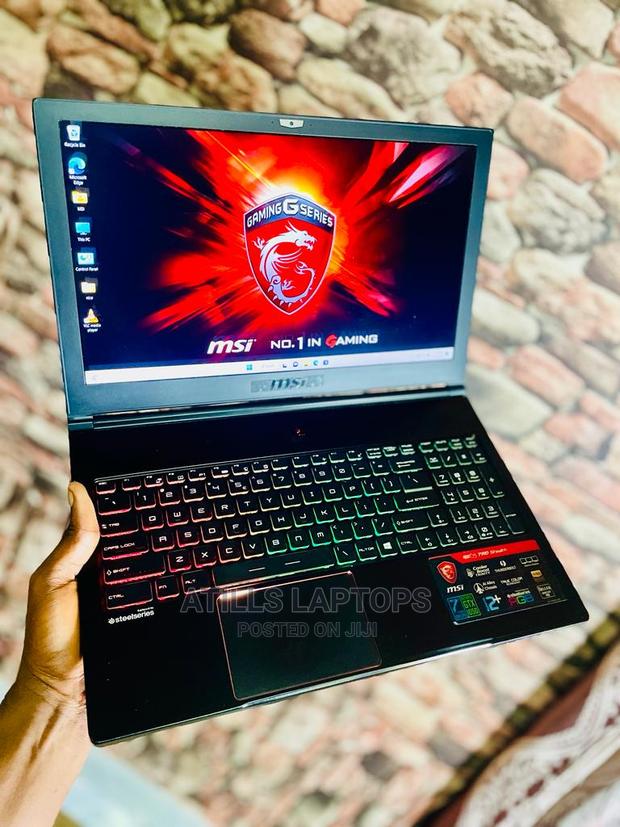 Laptop MSI GS63VR 7RF Stealth Pro 16GB Intel Core I7 SSHD+SSD 2T · Photo 4