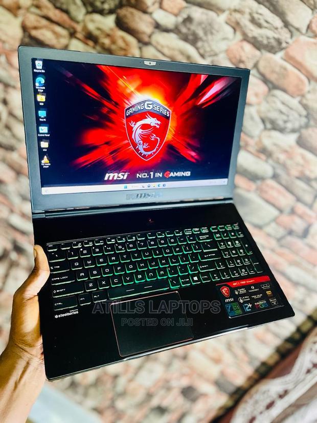 Laptop MSI GS63VR 7RF Stealth Pro 16GB Intel Core I7 SSHD+SSD 2T · Photo 6