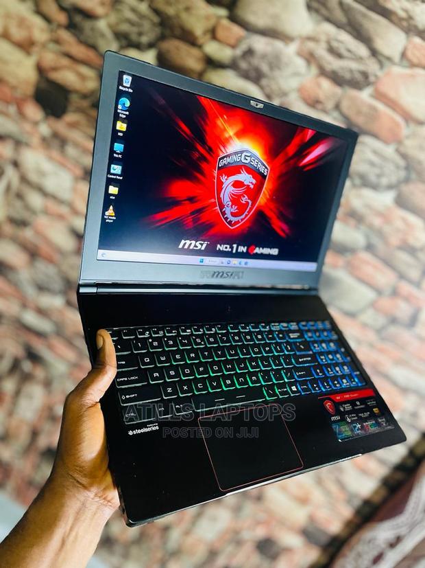 Laptop MSI GS63VR 7RF Stealth Pro 16GB Intel Core I7 SSHD+SSD 2T · Photo 7