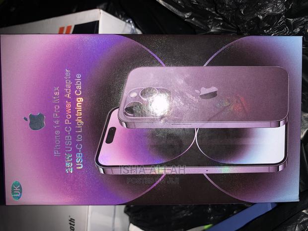 iPhone 14promax Charger. Type C to Type C · Photo 5