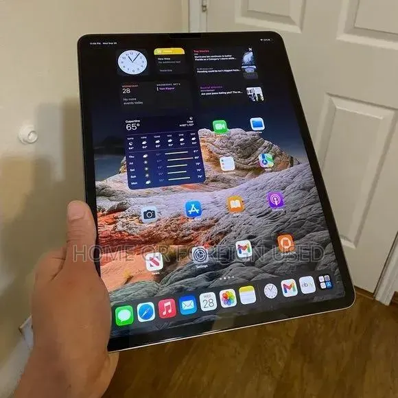Apple iPad (2025) 1 TB · Photo 1