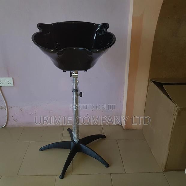 Basic Durable Hair Washing Basin · Photo 5