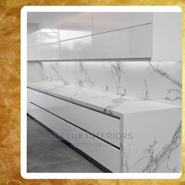 Glossy Kitchen Srframeless Cabinets, European · Photo 1