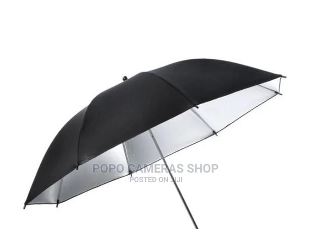 80cm Or 33 Inches Reflective Umbrella · Photo 1