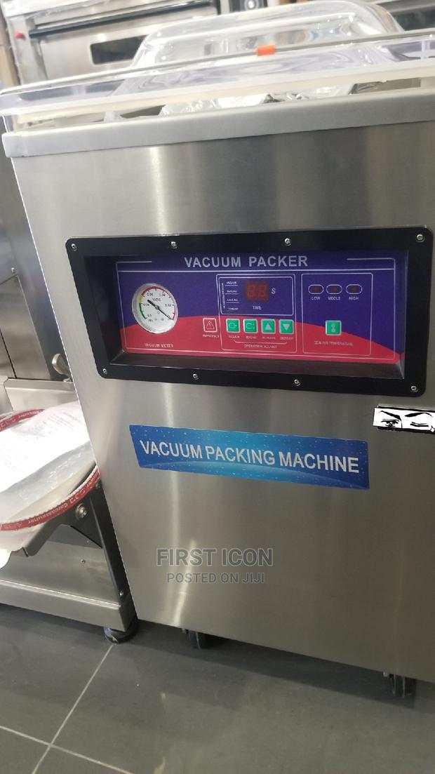 Automatic Commercial Vacuum Sealer Packaging Machine · Photo 1
