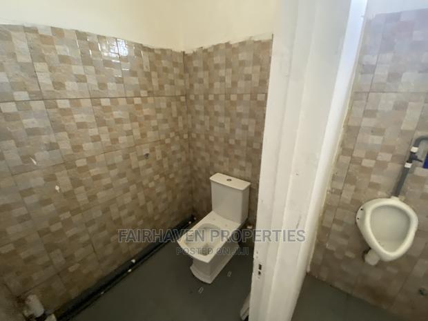 Shop for Rent at Tseaddo · Photo 4