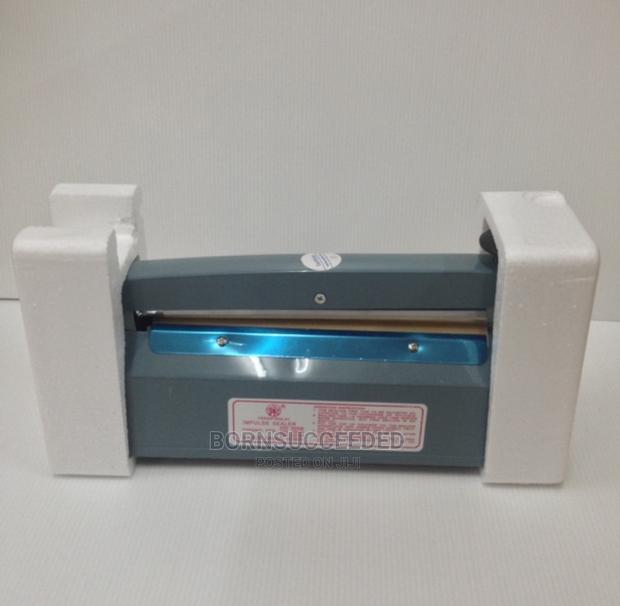 Professional Impulse Sealer F-200 · Photo 3